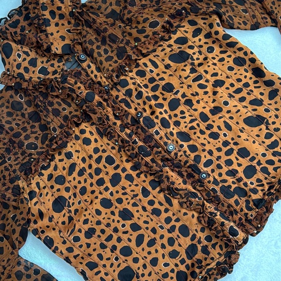 Nadya | Button Front Ruffle Bead Detail Animal Print Blouse Handmade in Bali (S) - Picture 7 of 15